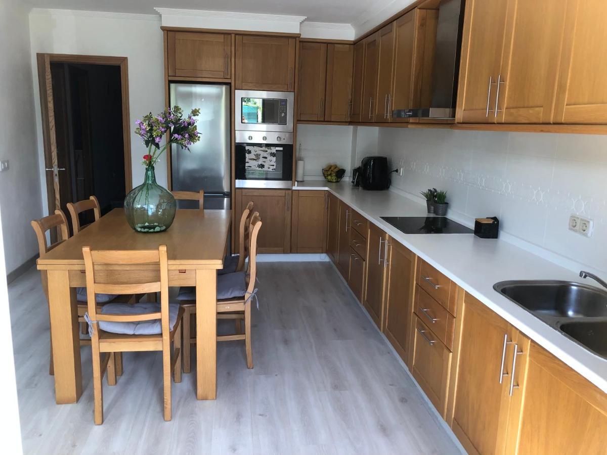 Appartement Vivienda Amplia Y Luminosa A Escasos Metros De La Playa De Cangas. *