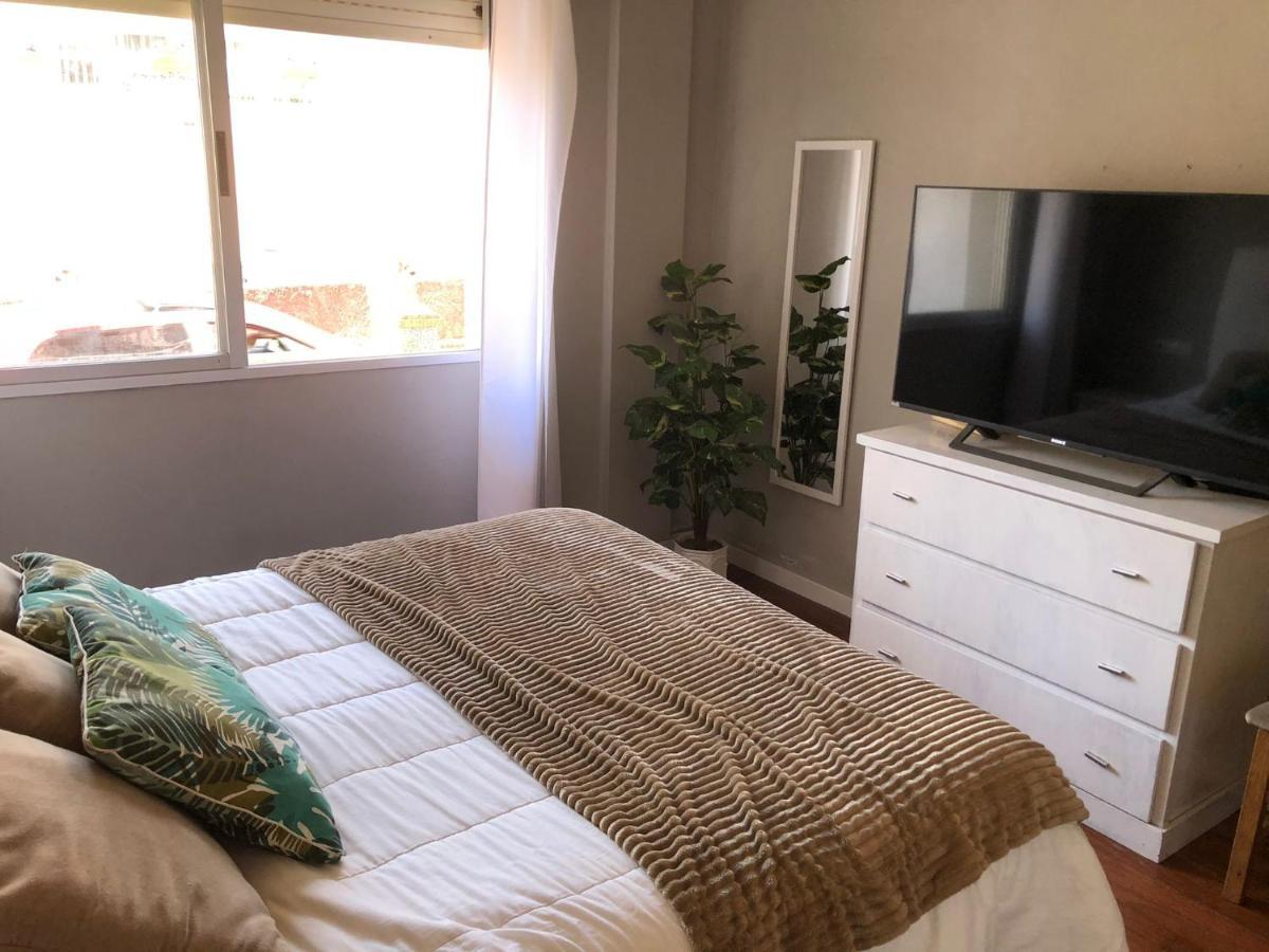 Vivienda Amplia Y Luminosa A Escasos Metros De La Playa De Cangas. Appartement